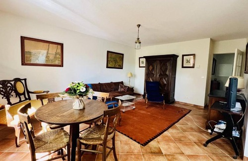 Cambo-les-Bains Apartment | Appartement Cambo-les-Bains, 2 pièces, 2 personnes - FR-1-495-61