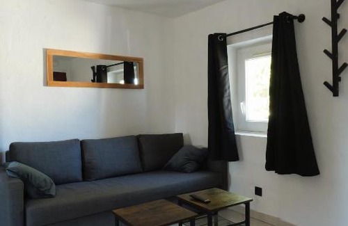 Pierrelatte Apartment | Appartement centre-ville - Pierrelatte