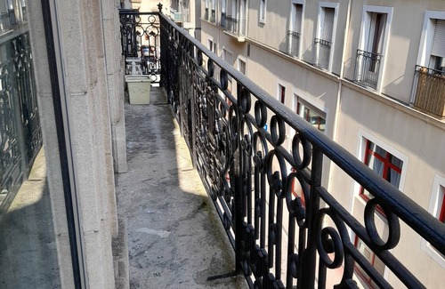 Beziers City Centre Apartment | Appartement Centre Ville 110m2