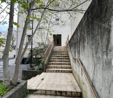 Perigueux Apartment | Appartement centre-ville, vue sur la cathédrale