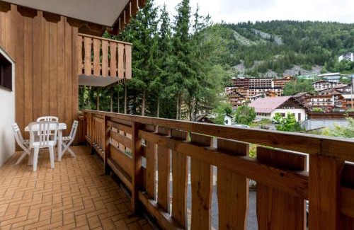 La Clusaz Apartment | Appartement Centre Village ★, Parking, WIFI, Pied des Pistes, Confort 4 pers - FR-1-437-14