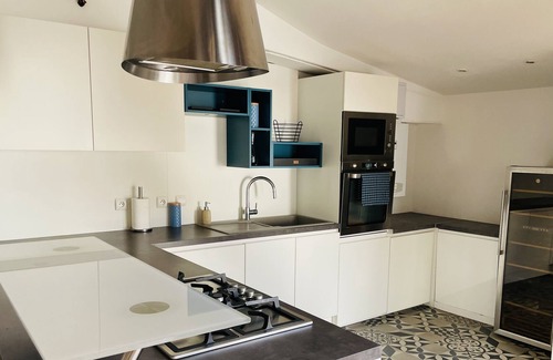 Quartier Administrations Apartment | Appartement Centre-ville Avec Garage et Terrasse