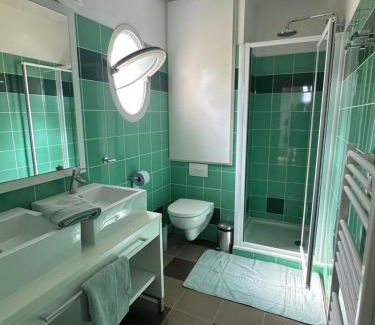 Baden Apartment | Appartement, château kergonano
