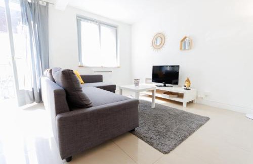 Old Town Apartment | Appartement complet équipé Idéal groupe PRO/famille * 10 pers * 5 chb * Mon Groom