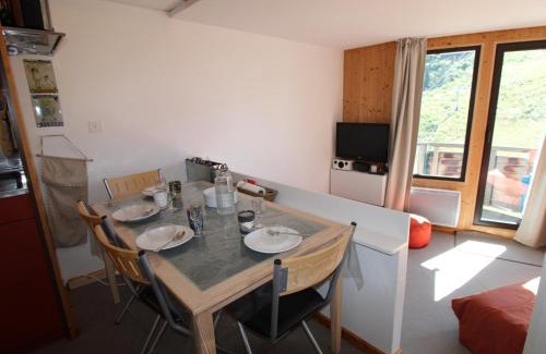 Avoriaz Apartment | Appartement cosy à Avoriaz - Hauts Forts, 5 pers, balcon sud, proche village, skis aux pieds - FR-1-633-63