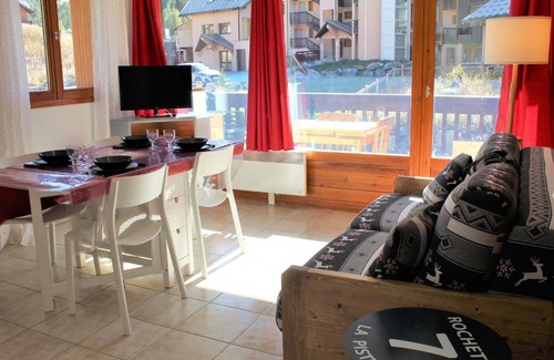 Les Claux Apartment | Appartement cosy 3 pièces, 4 couchages, proche des pistes et commerces à Vars Les Claux - FR-1-330B-212