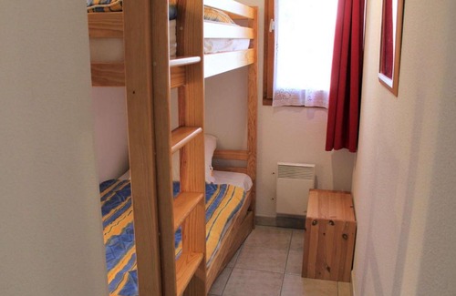 Les Claux Apartment | Appartement cosy 3 pièces, 4 couchages, proche des pistes et commerces à Vars Les Claux - FR-1-330B-212