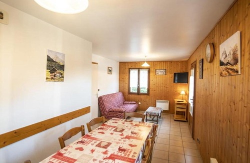 Chatel Apartment | Appartement cosy 3 pièces, 6 pers, Centre village, balcon sud, à 100m des remontées mécaniques - FR-1-676-24
