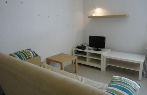 Arette Apartment | Appartement cosy 4 pers. sur les pistes, parking gratuit, casier à skis, lave-vaisselle, lave-linge - FR-1-602-47