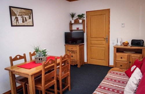 Vaujany Condo | Appartement cosy central | Super séjour de ski!