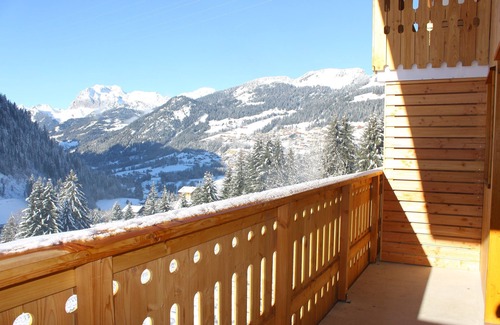 Chatel Condo | Appartement Cosy + Charmant | Navette gratuite!