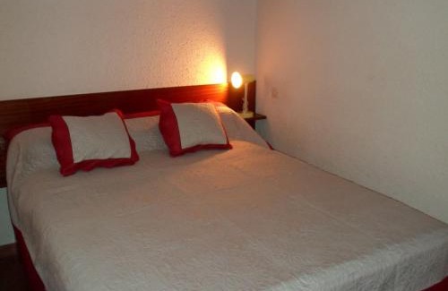 Balaruc-les-Bains Apartment | Appartement cosy avec balcon près des thermes, parking, animaux admis, non-fumeur, Balaruc-les-Bains - FR-1-503-33
