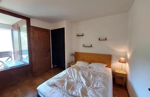Brides-les-Bains Apartment | Appartement cosy avec WiFi, parking et animaux admis à Brides-les-Bains - FR-1-512-9