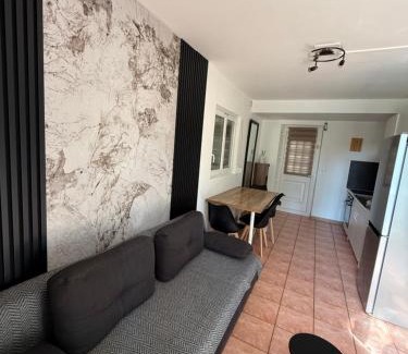 Wattignies Apartment | Appartement cosy-parking et jardin privé