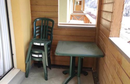Isola Apartment | Appartement cosy proche pistes avec parking - FR-1-292-195
