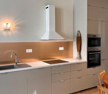 Avallon Apartment | Appartement d architecte en centre ville