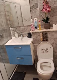 Saint-Laurent Apartment | Appartement dans rue calme