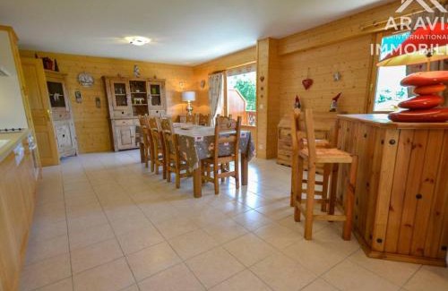 Le Chinaillon Apartment | Appartement de Charme 4 Ch, Balcon Sud, Proche Pistes/Commerces, Garage Inclus! - FR-1-391-41