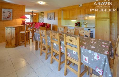 Le Chinaillon Apartment | Appartement de Charme 4 Ch, Balcon Sud, Proche Pistes/Commerces, Garage Inclus! - FR-1-391-41