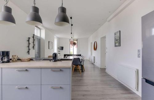 Hendaye Apartment | Appartement de Charme avec Jardin et Terrasse au Centre d'Hendaye, à 2 km de la Plage - FR-1-2-346