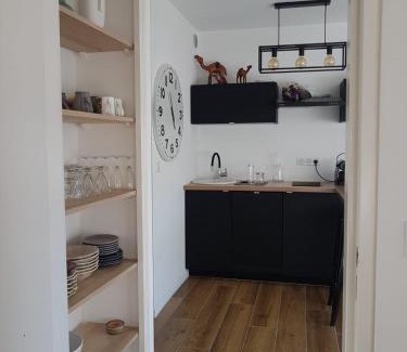 Cavaliere Apartment | Appartement deux pièces , climatisé, terrase, Cavalaire