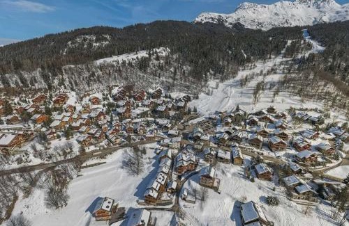 Meribel Village Apartment | Appartement Duplex Ski aux Pieds, Cheminée, Piscine et Spa, Méribel Village - FR-1-566-35