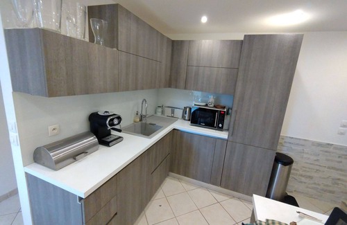 Martigues Apartment | Appartement EN REZ DE Jardin