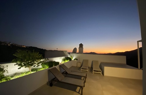 Alhaurin el Grande Apartment | Appartement Attique 3 Terrasses sur Jardin Tropical et Golf