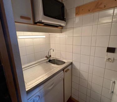 Val-Thorens Apartment | Appartement Eskival skis aux pieds