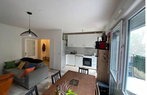 Saint-Denis Apartment | Appartement f3 78m2 À100m 4/7 Personnes