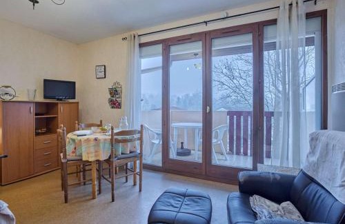 Barbotan-les-Thermes Apartment | Appartement T1 bis cosy avec balcon et parking, idéal pour 2 personnes - FR-1-841-40