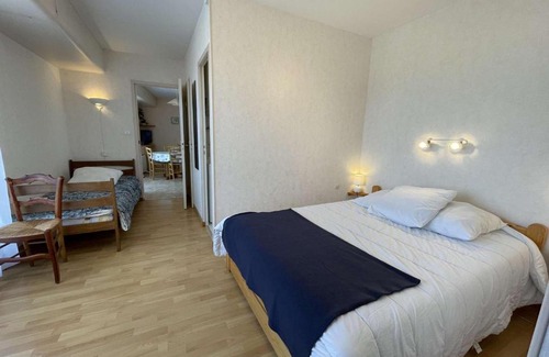 Saint-Hilaire-de-Riez Apartment | Appartement cosy 2 pièces avec 5 couchages à 150m de la plage, balcons, parking et équipements inclus - FR-1-224C-685