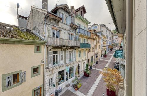 Evian-les-Bains Apartment | Appartement Hyper Centre Evian - Côté Théâtre