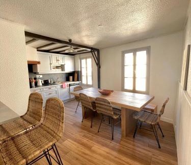 Ax-les-Thermes Apartment | Appartement idéalement situé Ax-les-thermes