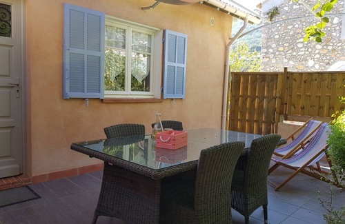 Vence Apartment | Appartement Indépendant Avec sa Terrasse, Entre mer et Montagne