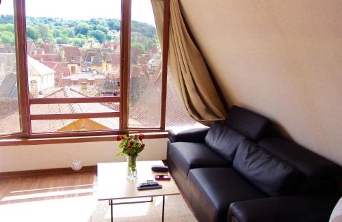 Sarlat-la-Caneda Historic Center Apartment | Appartement la Belle Vue Panoramique