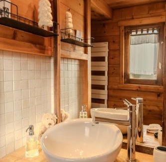 Thones Apartment | Appartement LAPRESKI, spacieux, proximité d'Annecy, les Aravis
