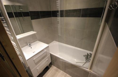 Arc-1800 Apartment | Appartement Le Thuria