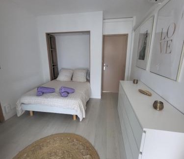 La Grande-Motte Apartment | Appartement lumineux avec vue sur mer a 50 m de la plage et du centre