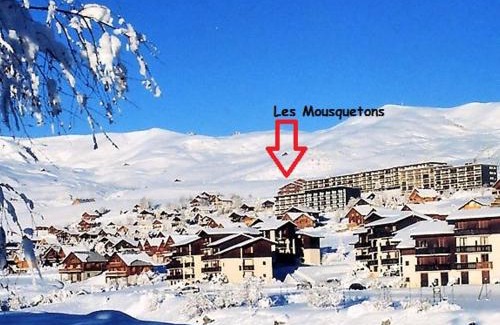 La Toussuire Apartment | Appartement lumineux 2 pièces avec balcons et animaux admis à La Toussuire - FR-1-417-123