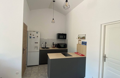 Les Arcs-sur-Argens Apartment | Appartement Privé Dans Villa Terrain 4300 m2 Clos et Arboré au Calme Absolu