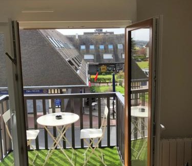 Villers-sur-Mer Apartment | Appartement proche plage refait à neuf
