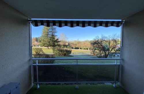 La Roche-Posay Apartment | Appartement RDC avec Terrasse, Proche Thermes du Connétable, WiFi, Animaux Acceptés - FR-1-541-29
