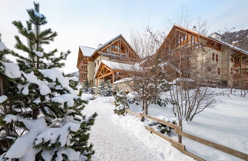 Valloire Condo | Appartement Ski aux Pieds | Accès piscine + Sauna