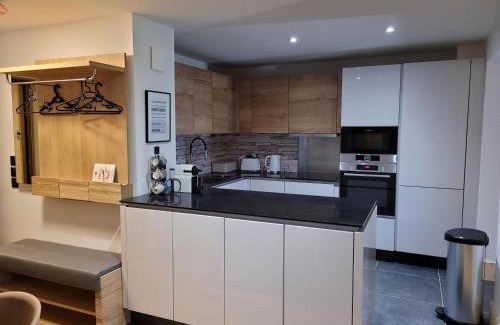 La Rosiere Apartment | Appartement Spa Avec Terrasse, Billard, Babyfoot et Sauna à 500m des Pistes, Parking Inclus - FR-1-275-184