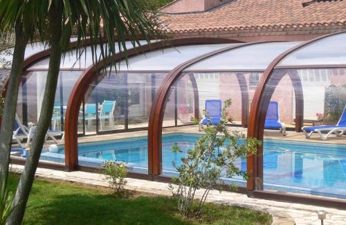 Beziers Apartment | Appartement spacieux à Béziers - Vue sur piscine - 90m²