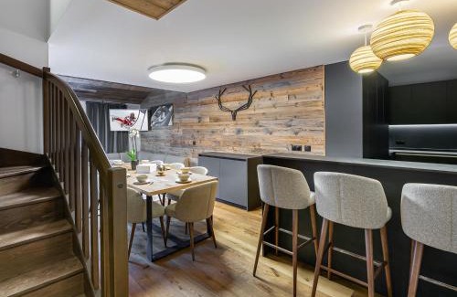 Courchevel Apartment | Appartement spacieux à Courchevel, 300m des pistes, parking, wifi et services inclus - FR-1-562-5