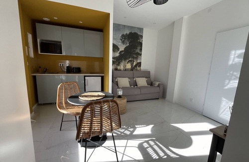 Clapiers Apartment | Appartement Studio Dans Mas en Pierre Rénové