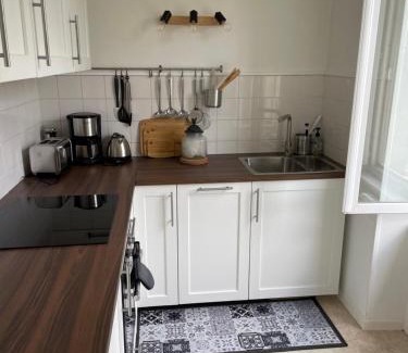 Bort-les-Orgues Apartment | Appartement Suzon en coeur de ville 2 personnes