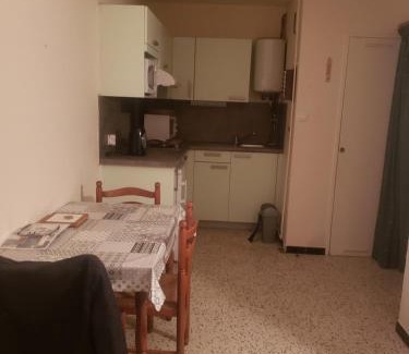 Argeles Plage Apartment | Appartement T2 100 m de la mer